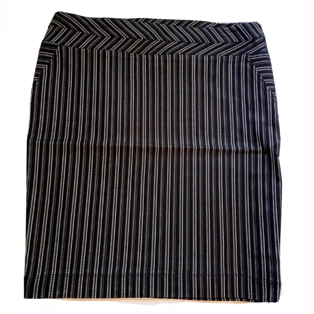 Mixxed26 Womens Skirt Black & White Pinstripe Pencil Straight Stretch Size XL